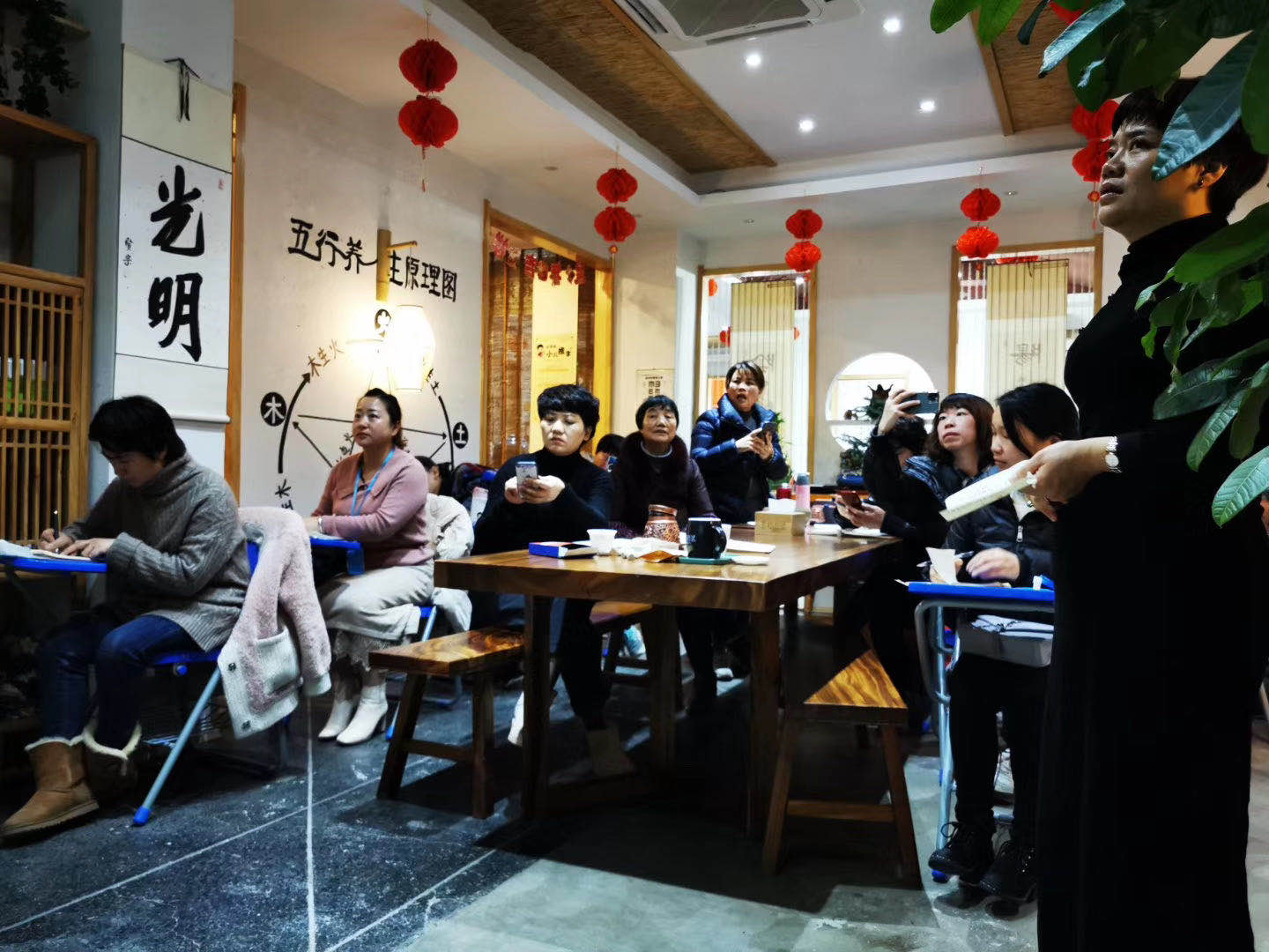 义乌足浴招聘_钱江晚报(4)